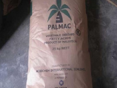 椰树月桂酸 马来西亚月桂酸 天津厂家 国标级月桂酸 全国供应