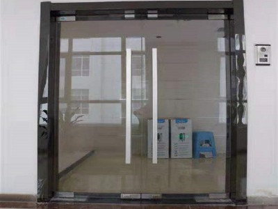 北京石景山安装自动感应门，维修玻璃门
