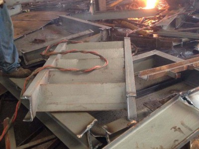 北京回收废品-金属设备废品回收-废品回收价格图1