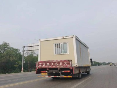 快速上门回收北京工地办公区和民工宿舍打包箱活动房图1