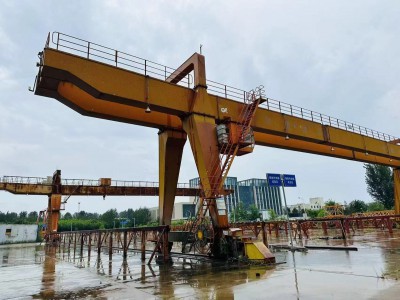 北京起重机回收商家2025年回收天津河北各单位双梁天车龙门吊图3
