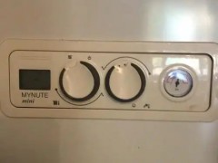 武汉贝雷塔壁挂炉售后维修电话采暖家用供暖炉地暖及故障代码解析