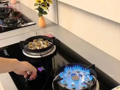 奥克斯燃气灶武汉售后维修点-不点火传火不良火焰不均匀小